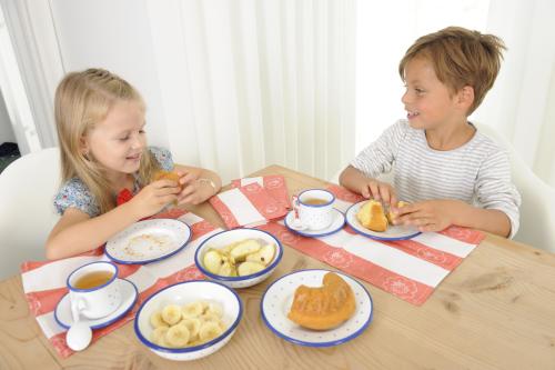 glueckskaefer-henkeltopf-spielzeug