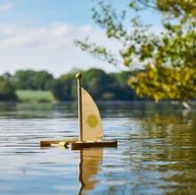 -segelschiff katamaran-holzbausatz